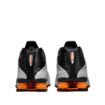 Nike Shox R4 Black/Vast Grey/Bright Mandarin - Imagen 5