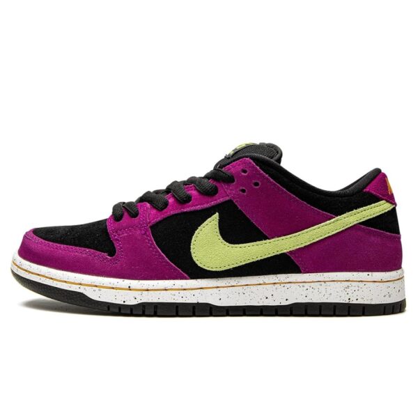 SB DUNK Low "Garnet and black"